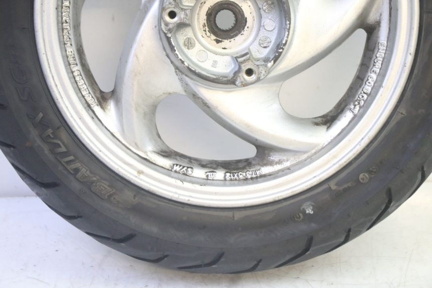 photo de OBRĘCZ TYLNA I OPONA SYM GTS EVO 125 (2009 - 2013) - Zoom stanu zużycia