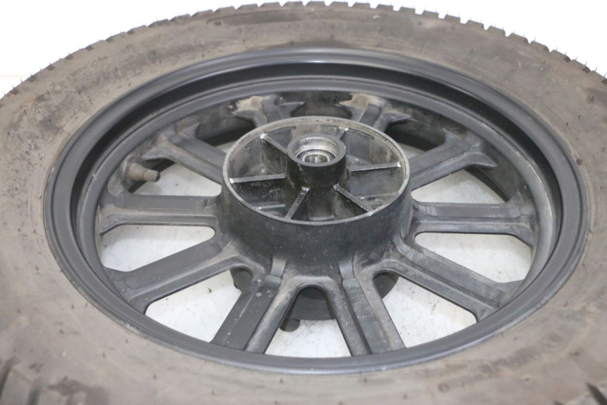 photo de OBRĘCZ TYLNA I OPONA KEEWAY K-LIGHT KLIGHT 125 (2018 - 2025) - Zoom stanu zużycia