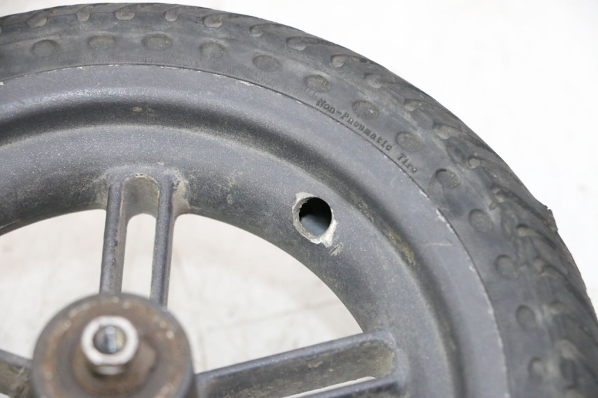 photo de OBRĘCZ TYLNA I OPONA XIAOMI MI PRO 2 1 - Punkty mocowania