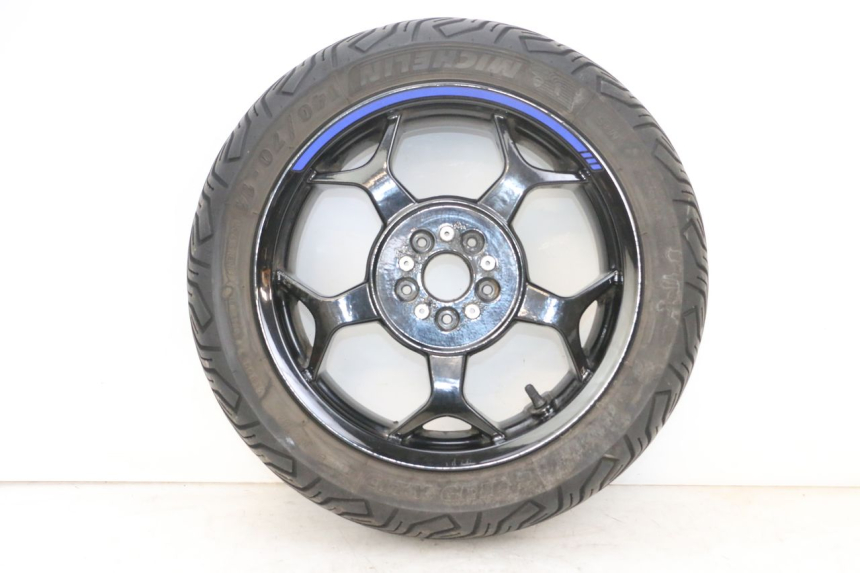 photo de OBRĘCZ TYLNA I OPONA PIAGGIO MP3 500 (2016 - 2018) - Widok główny