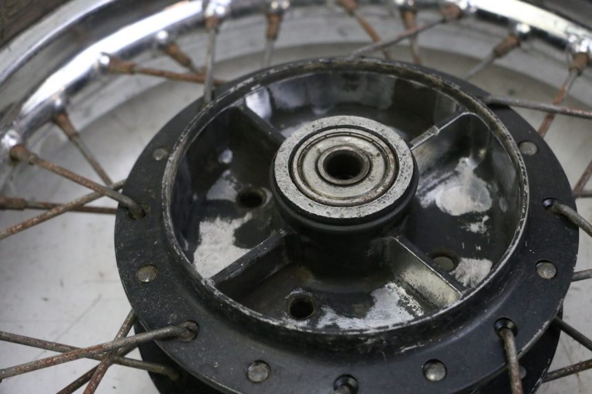 photo de OBRĘCZ TYLNA I OPONA YAMAHA PW 80 (1983 - 2014) - Szczegół części