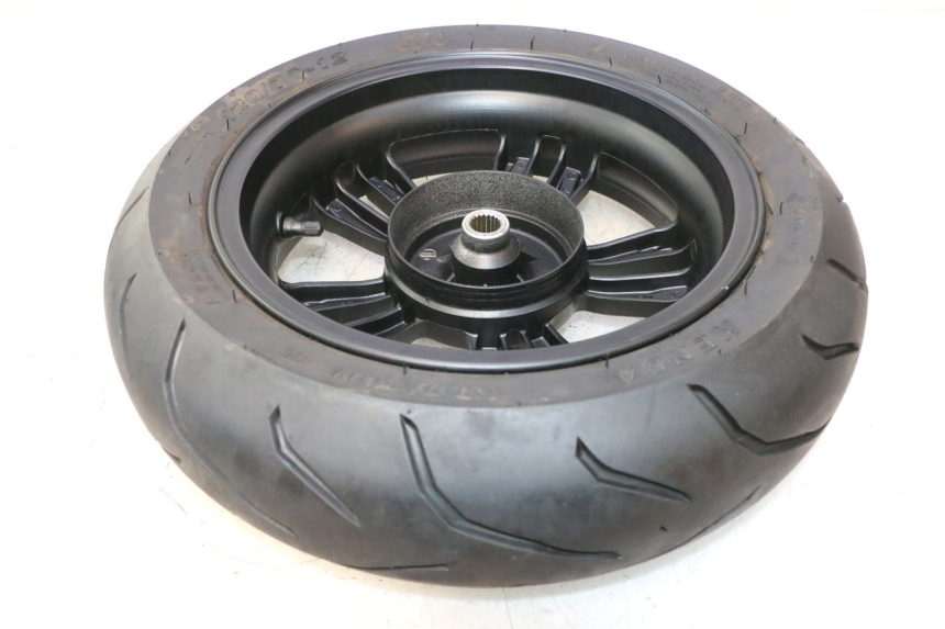 photo de OBRĘCZ TYLNA I OPONA JM MOTORS R-MAX TECH 50 (2024 - 2026) - Zoom stanu zużycia
