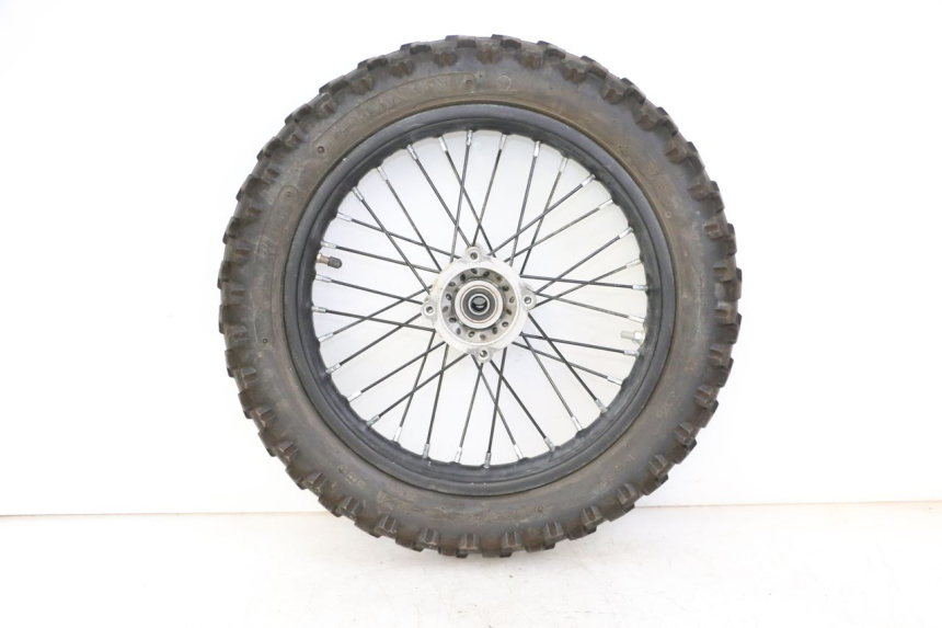 photo de OBRĘCZ TYLNA I OPONA APOLLO RFZ 125 - Widok główny