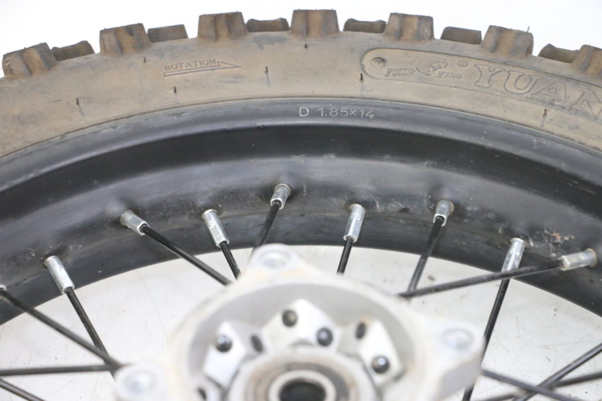 photo de OBRĘCZ TYLNA I OPONA APOLLO RFZ 125 - Widok ogólny