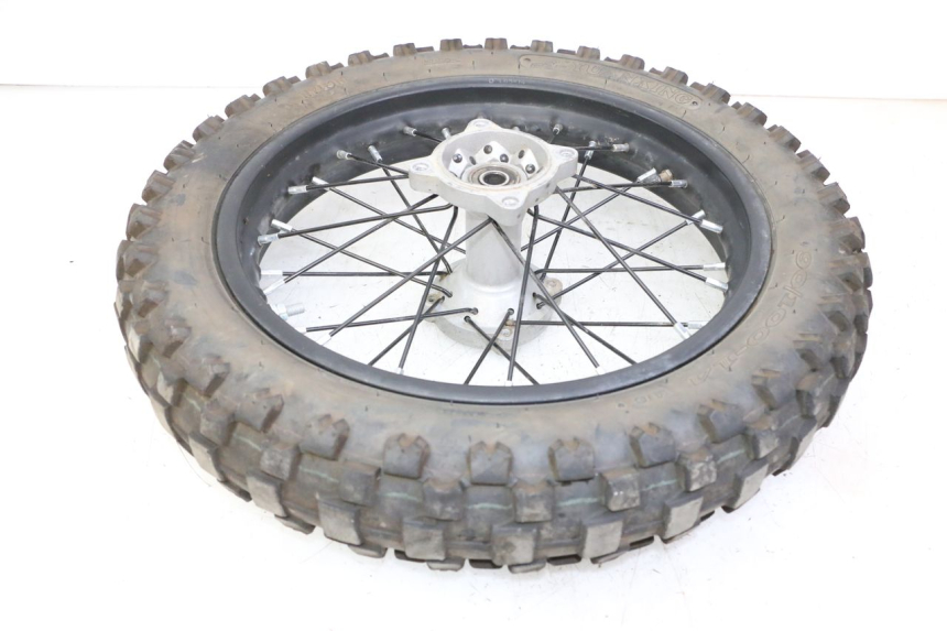 photo de OBRĘCZ TYLNA I OPONA APOLLO RFZ 125 - Punkty mocowania