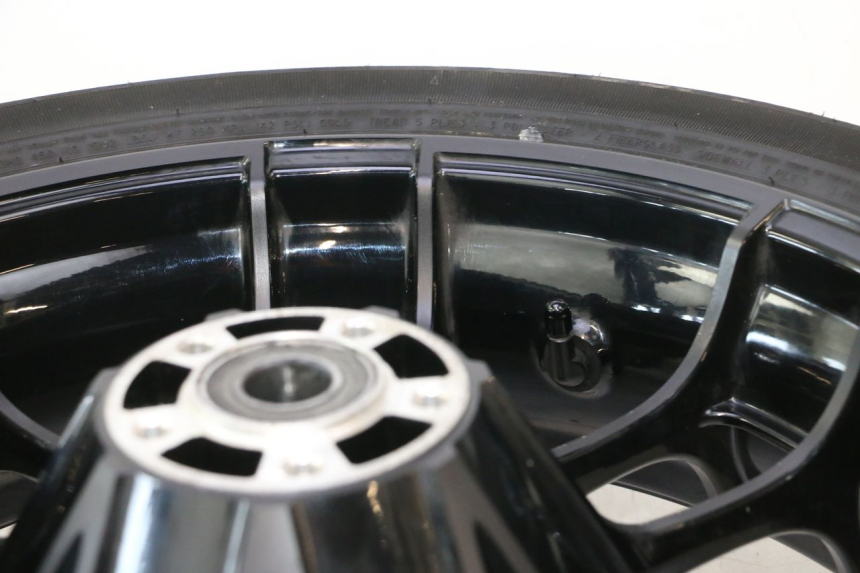photo de OBRĘCZ TYLNA I OPONA HARLEY DAVIDSON ROAD GLIDE FLTRXSE 1920 (2018 - 2022) - Szczegóły charakterystyczne