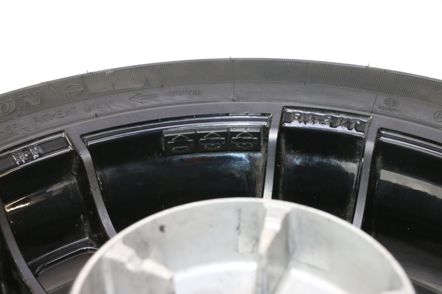 photo de OBRĘCZ TYLNA I OPONA HARLEY DAVIDSON ROAD GLIDE FLTRXSE 1920 (2018 - 2022) - Widok profilu