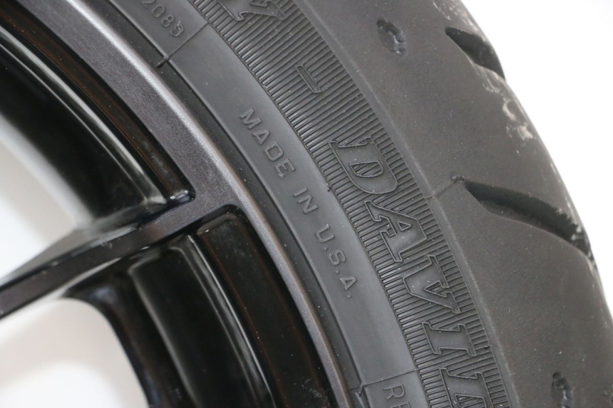 photo de OBRĘCZ TYLNA I OPONA HARLEY DAVIDSON ROAD GLIDE FLTRXSE 1920 (2018 - 2022) - Szczegół części