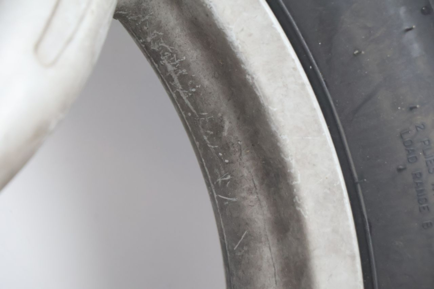 photo de OBRĘCZ TYLNA I OPONA APRILIA SCARABEO GT 125 (1999 - 2007) - Punkty mocowania