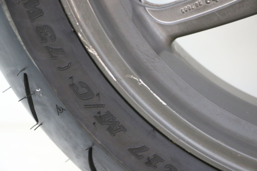 photo de OBRĘCZ TYLNA I OPONA DUCATI SS IE DS CARENEE 1000 (2002 - 2006) - Zoom jakości