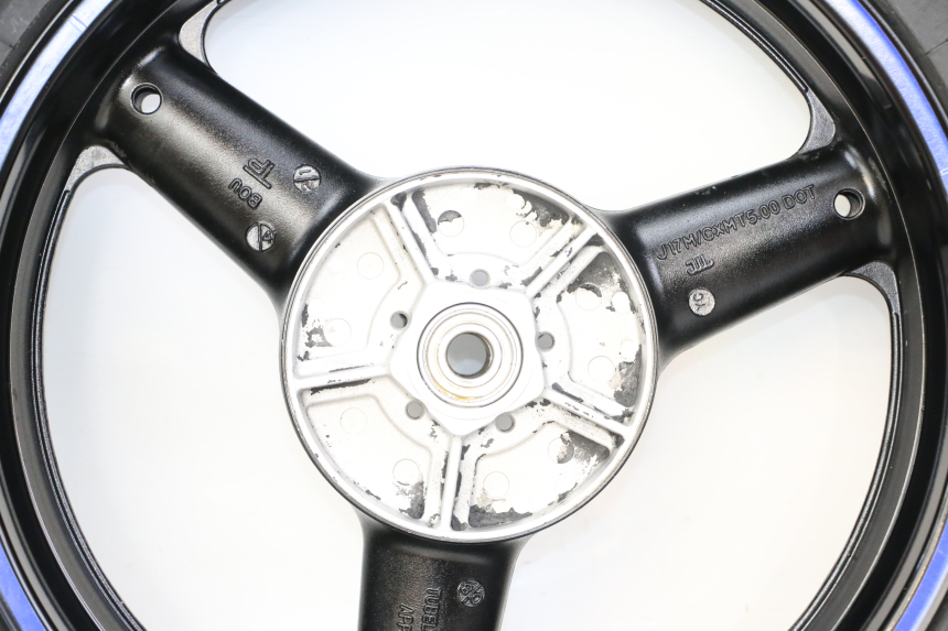 photo de OBRĘCZ TYLNA I OPONA SUZUKI GSX F GSXF 650 (2007 - 2015) - Zoom stanu zużycia