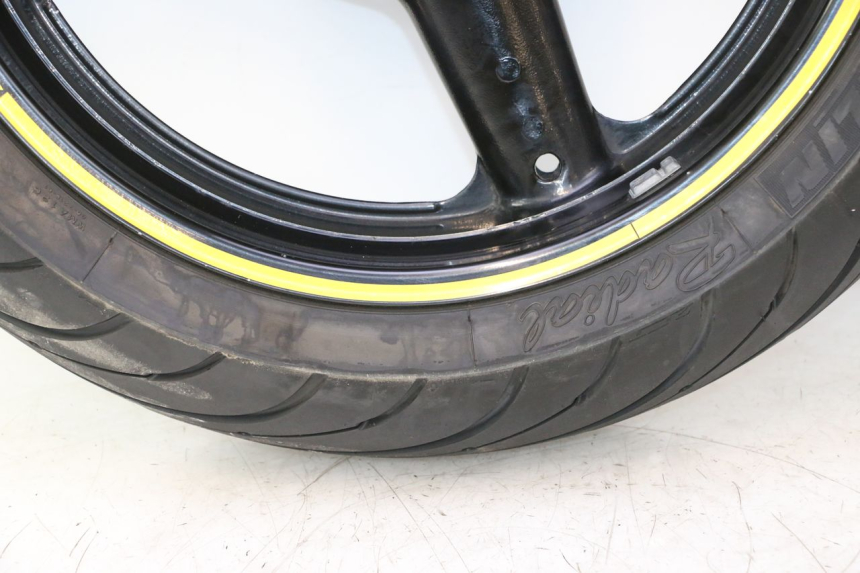 photo de OBRĘCZ TYLNA I OPONA SUZUKI SV S 650 (2003 - 2009) - Szczegóły charakterystyczne
