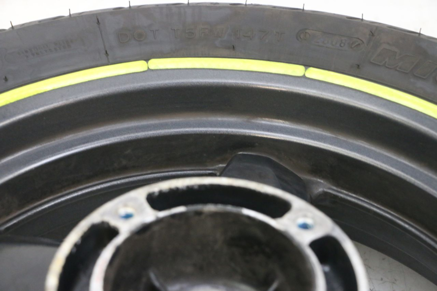 photo de OBRĘCZ TYLNA I OPONA YAMAHA XMAX X-MAX 125 (2006 - 2009) - Punkty mocowania