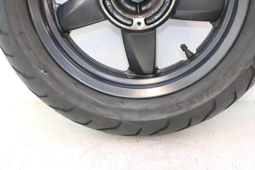 photo de OBRĘCZ TYLNA I OPONA YAMAHA XMAX X-MAX 125 (2006 - 2009) - Kontrola wizualna