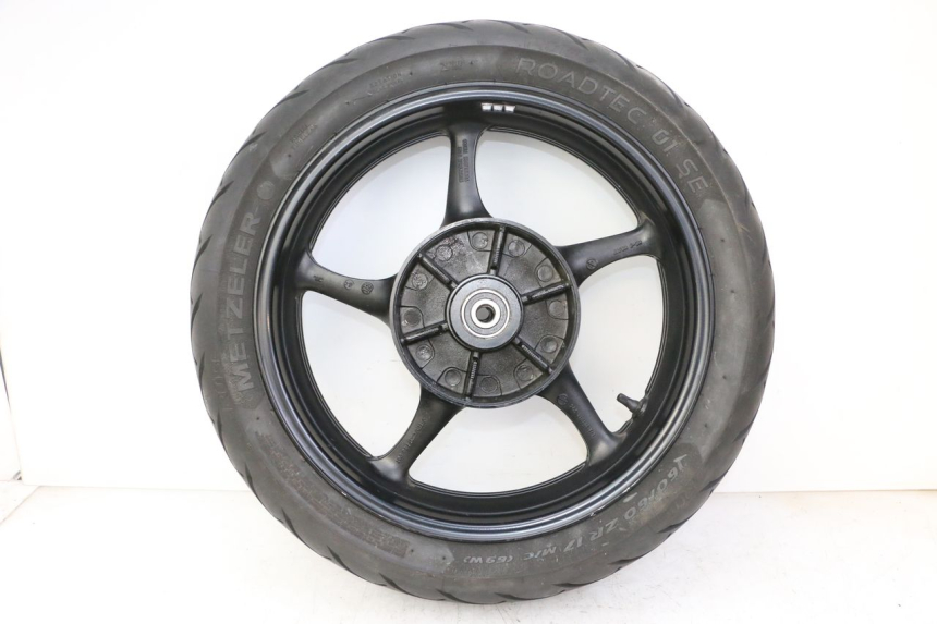 photo de OBRĘCZ TYLNA I OPONA YAMAHA XJ6 ABS 600 (2008 - 2016) - Szczegół części