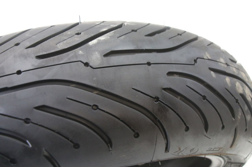 photo de OBRĘCZ TYLNA I OPONA YAMAHA TRACER 7 700 (2020 - 2024) - Widok z bliska