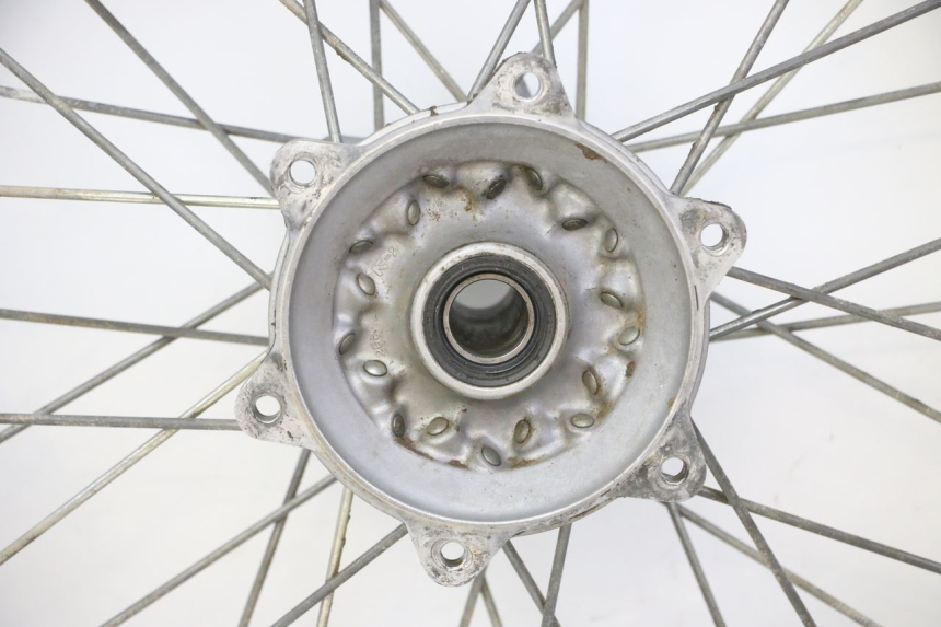 photo de OBRĘCZ TYLNA I OPONA YAMAHA YZF YZ-F 450 (2014 - 2016) - Widok główny