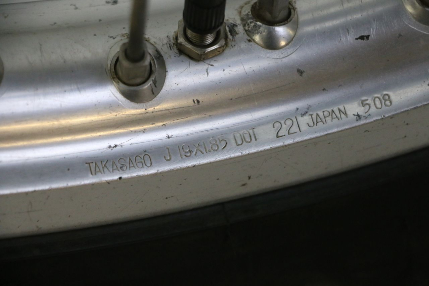 photo de OBRĘCZ TYLNA I OPONA YAMAHA YZF YZ-F 450 (2014 - 2016) - Zbliżenie techniczne