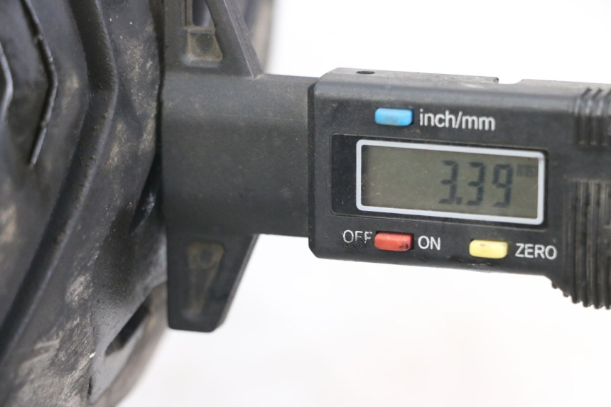 photo de OBRĘCZ TYLNA QUADRO 3D S 350 (2013 - 2018) - Szczegół części