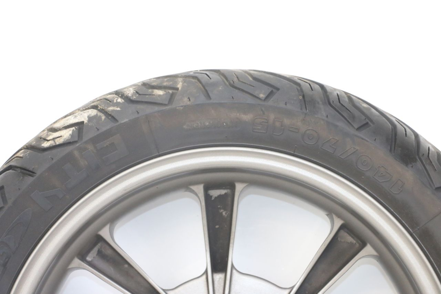 photo de OBRĘCZ TYLNA QUADRO 3D S 350 (2013 - 2018) - Widok z bliska