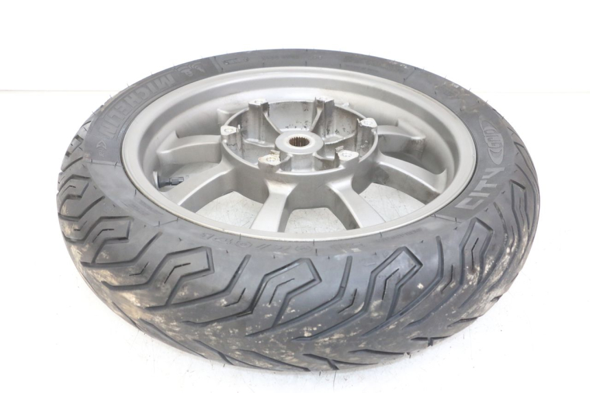 photo de OBRĘCZ TYLNA QUADRO 3D S 350 (2013 - 2018) - Inny kąt widzenia