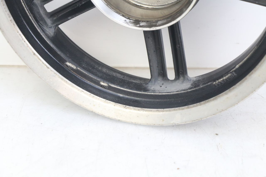 photo de OBRĘCZ TYLNA KYMCO AGILITY 16+ 4T 50 (2018 - 2023) - Zoom stanu zużycia