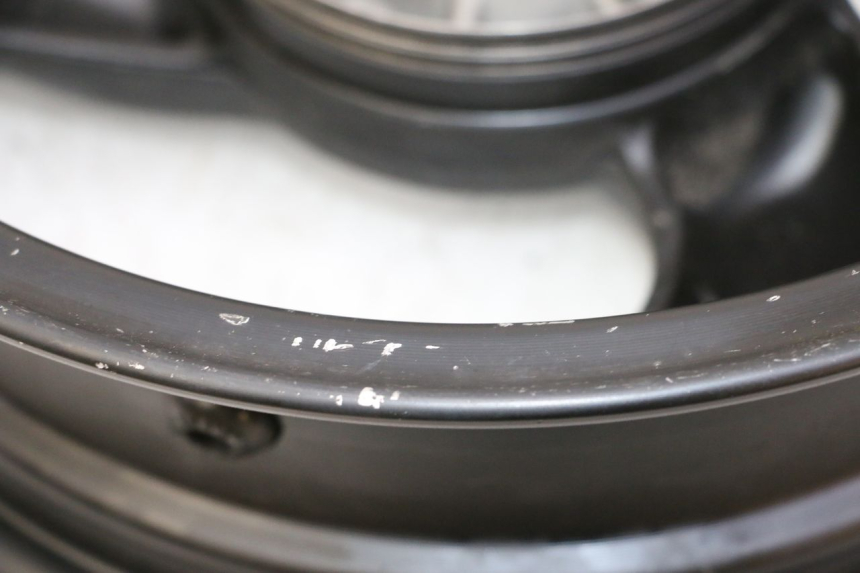 photo de OBRĘCZ TYLNA KYMCO AGILITY 4T 50 (2005 - 2018) - Zbliżenie komponentów