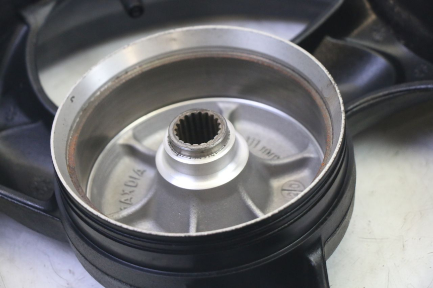 photo de OBRĘCZ TYLNA KYMCO AGILITY 4T 50 (2018 - 2022) - Szczegóły charakterystyczne