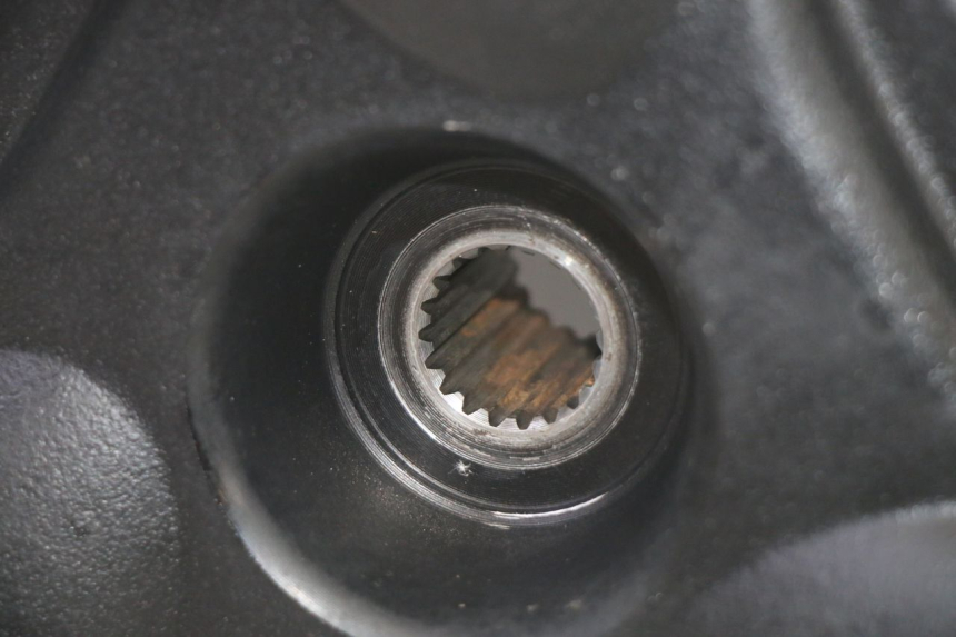 photo de OBRĘCZ TYLNA KYMCO AGILITY 4T 50 (2018 - 2022) - Zbliżenie techniczne