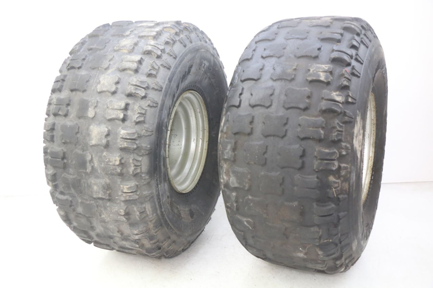 photo de OBRĘCZ TYLNA YAMAHA BLASTER 200 (2003 - 2007) - Widok z bliska