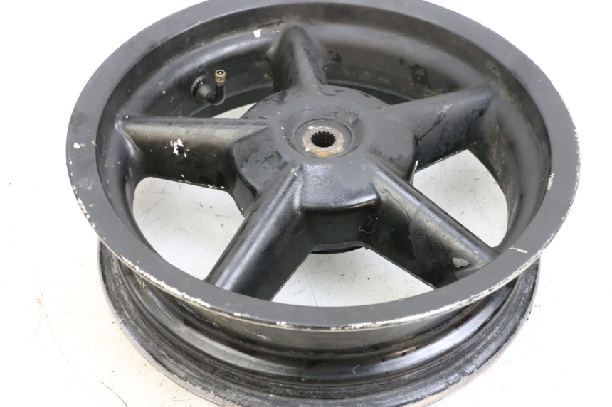 photo de OBRĘCZ TYLNA MBK BOOSTER SPIRIT 50 (2004 - 2017) - Zbliżenie komponentów