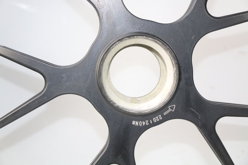 photo de OBRĘCZ TYLNA MV AGUSTA BRUTALE R WALLY 910 (2008 - 2008) - Kontrola wizualna