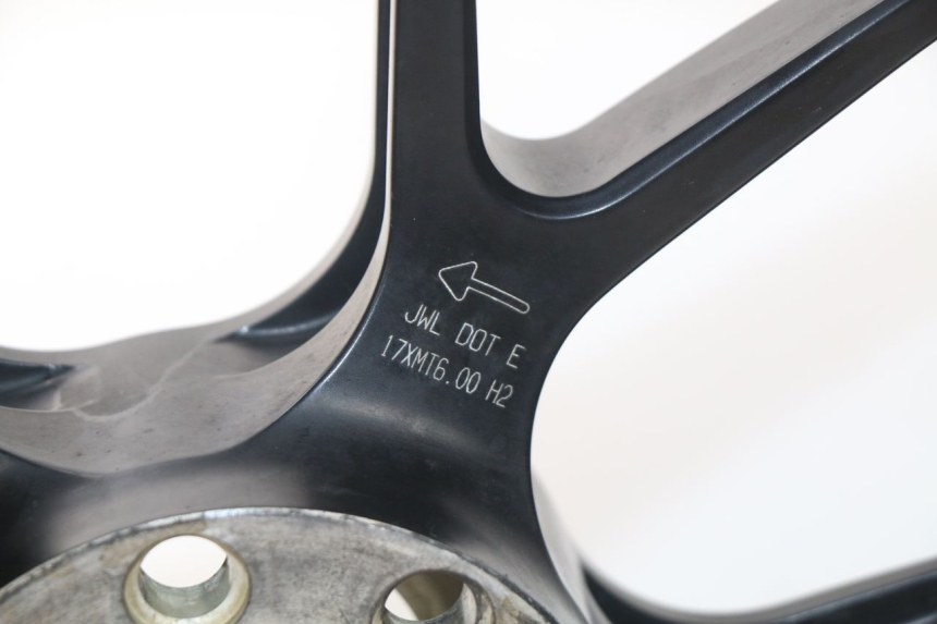 photo de OBRĘCZ TYLNA MV AGUSTA BRUTALE R WALLY 910 (2008 - 2008) - Stan powierzchni