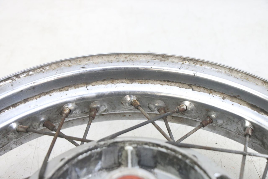 photo de OBRĘCZ TYLNA HONDA CA REBEL 125 (1995 - 2001) - Zbliżenie techniczne