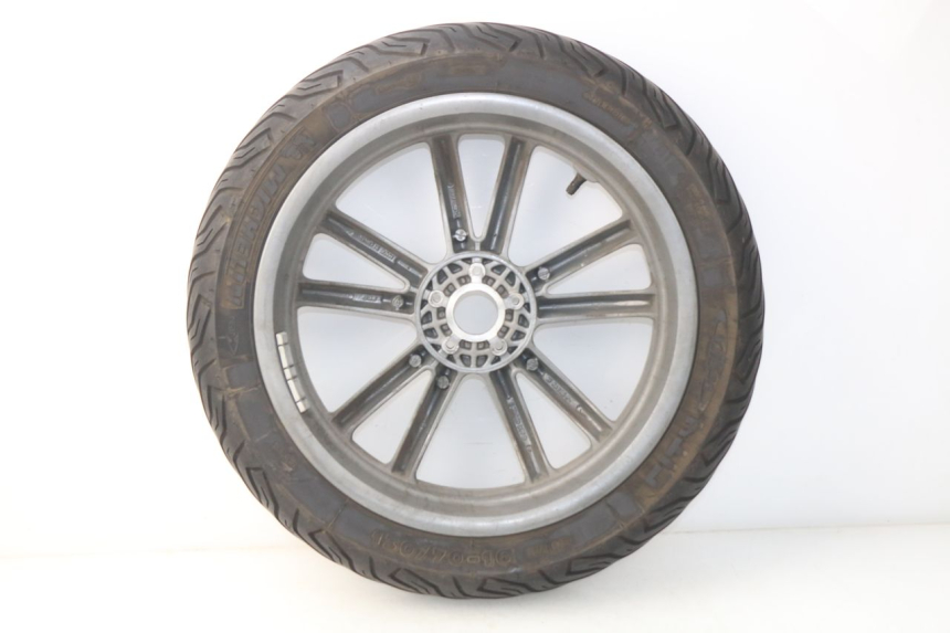 photo de OBRĘCZ TYLNA PIAGGIO CARNABY 125 (2007 - 2011) - Szczegół części