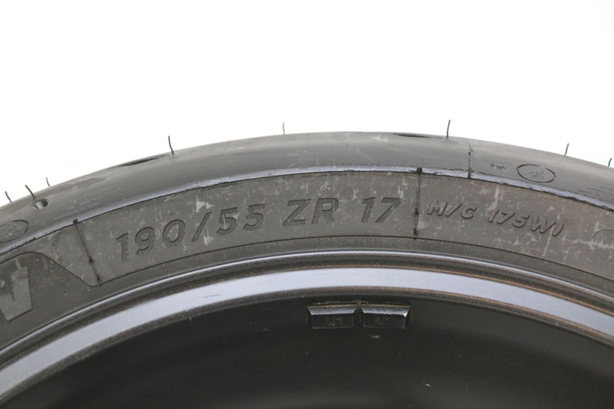 photo de OBRĘCZ TYLNA HONDA CB R 1000 (2018 - 2023) - Zoom stanu zużycia