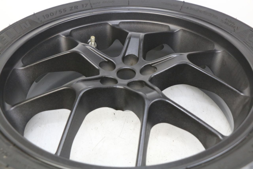 photo de OBRĘCZ TYLNA HONDA CB R 1000 (2018 - 2023) - Widok ogólny