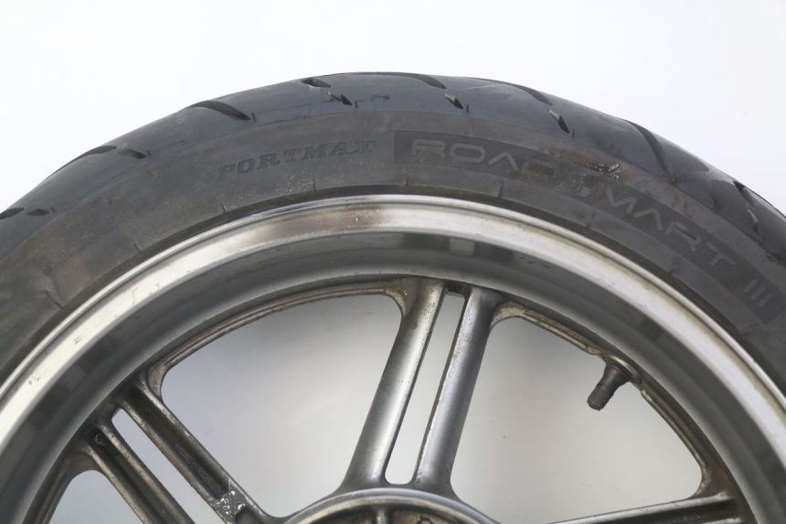 photo de OBRĘCZ TYLNA HONDA CBF 500 (2004 - 2007) - Oznaczenia i referencje