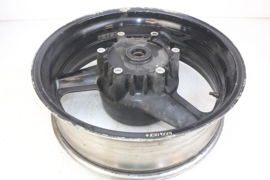 photo de OBRĘCZ TYLNA HONDA CBR F SC25 1000 (1989 - 1992) - Zoom stanu zużycia