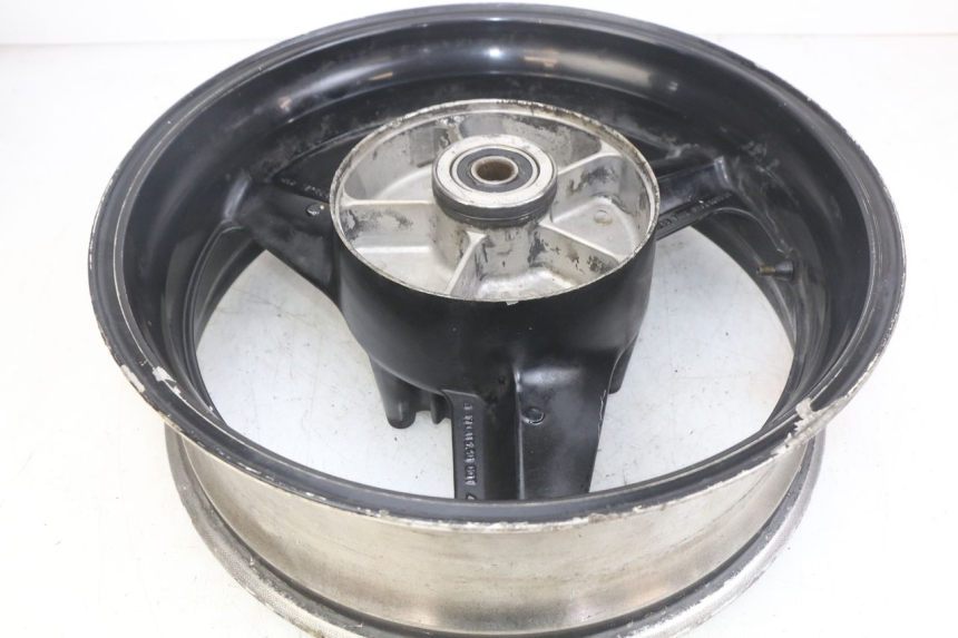 photo de OBRĘCZ TYLNA HONDA CBR F SC25 1000 (1989 - 1992) - Stan powierzchni