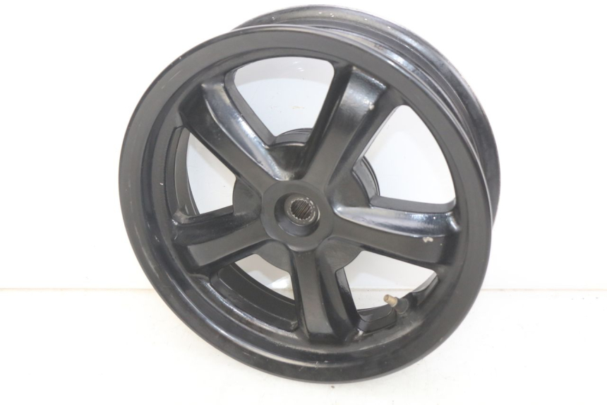 photo de OBRĘCZ TYLNA SYM CROX 4T 50 (2016 - 2023) - Zbliżenie techniczne