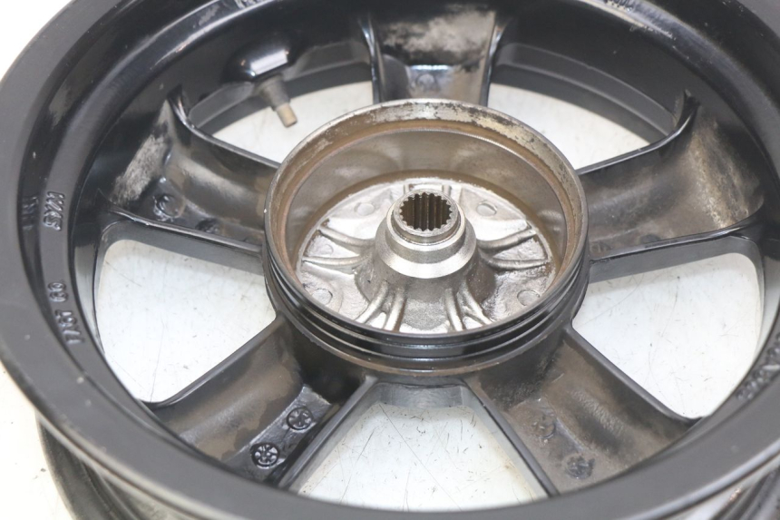 photo de OBRĘCZ TYLNA SYM CROX 4T 50 (2016 - 2023) - Stan powierzchni