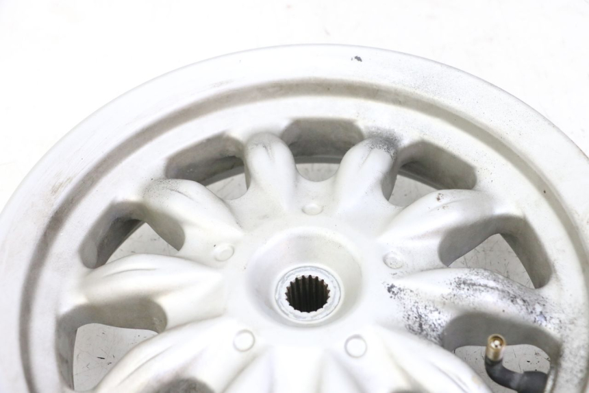 photo de OBRĘCZ TYLNA DAELIM BESBI 125 (2007 - 2008) - Widok z bliska