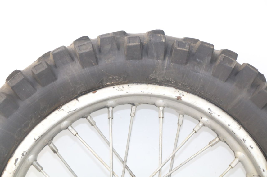 photo de OBRĘCZ TYLNA CRZ DIRTBIKE 140 - Widok z bliska