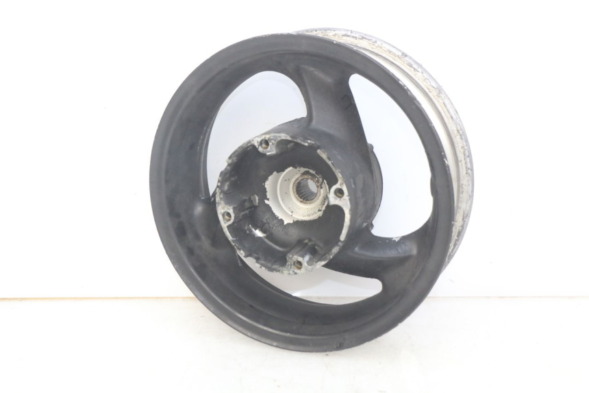 photo de OBRĘCZ TYLNA HONDA FES PANTHEON 125 (2003 - 2007) - Zbliżenie techniczne