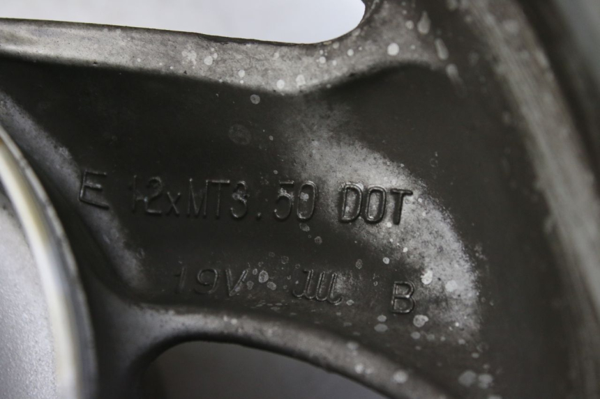 photo de OBRĘCZ TYLNA HONDA FES S-WING SWING ABS 125 (2007 - 2015) - Widok ogólny