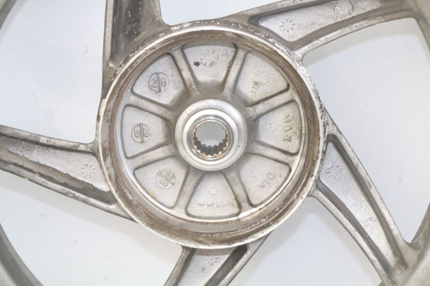 photo de OBRĘCZ TYLNA SYM FIDDLE 2 50 (2008 - 2013) - Oznaczenia i referencje