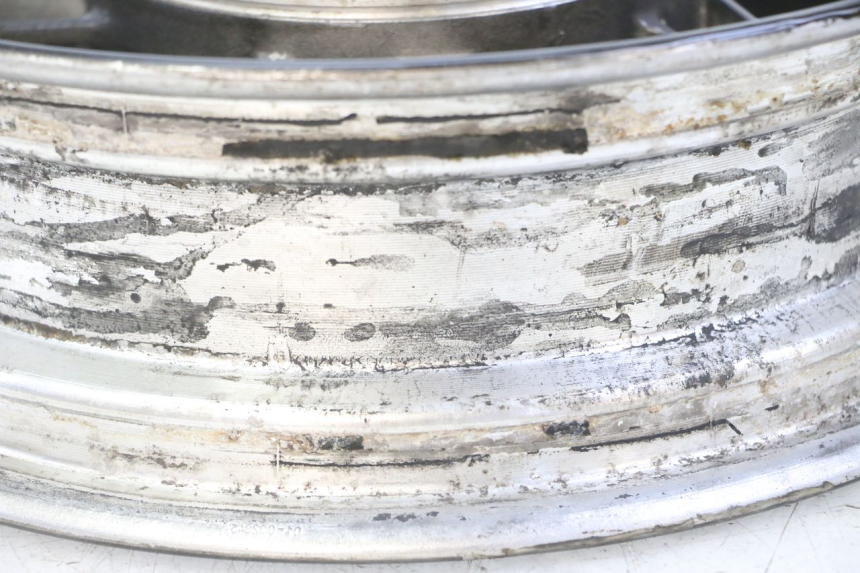 photo de OBRĘCZ TYLNA SYM FIDDLE 125 (2008 - 2010) - Struktura - zbliżenie