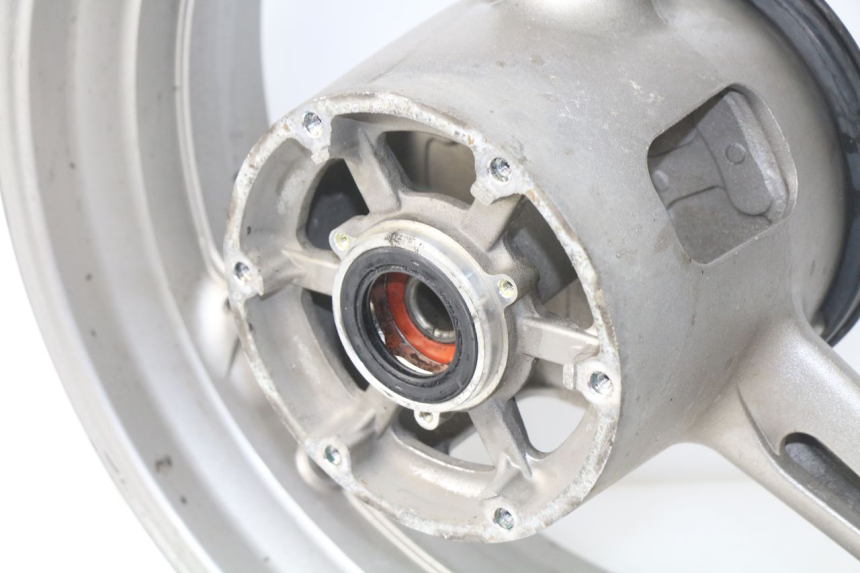 photo de OBRĘCZ TYLNA YAMAHA FJR ABS 1300 (2006 - 2012) - Widok produktu