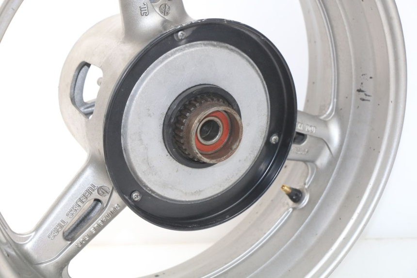 photo de OBRĘCZ TYLNA YAMAHA FJR ABS 1300 (2006 - 2012) - Część sprawdzona